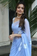 Ashika Ranganath elegant blue saree