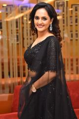 Jyothi Rai in glamorous dress