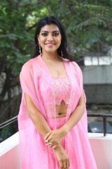  Lahari Shari stylish outfit look