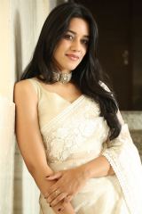 Mirnalini Ravi glamorous look