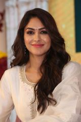 Mrunal Thakur   in trendy style