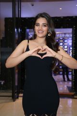 Nidhhi Agerwal  cute smile