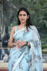 Niharika Konidela traditional look