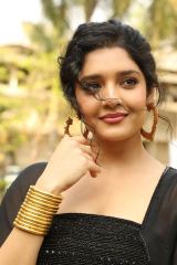 Ritika Singh beautiful look