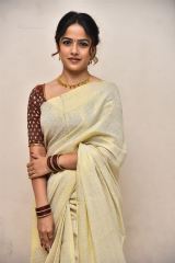 Vaishnavi Chaitanya glamorous saree look